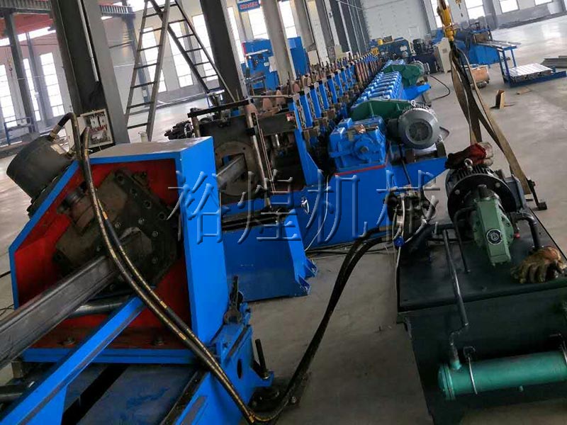 立體車庫(kù)浪板設(shè)備